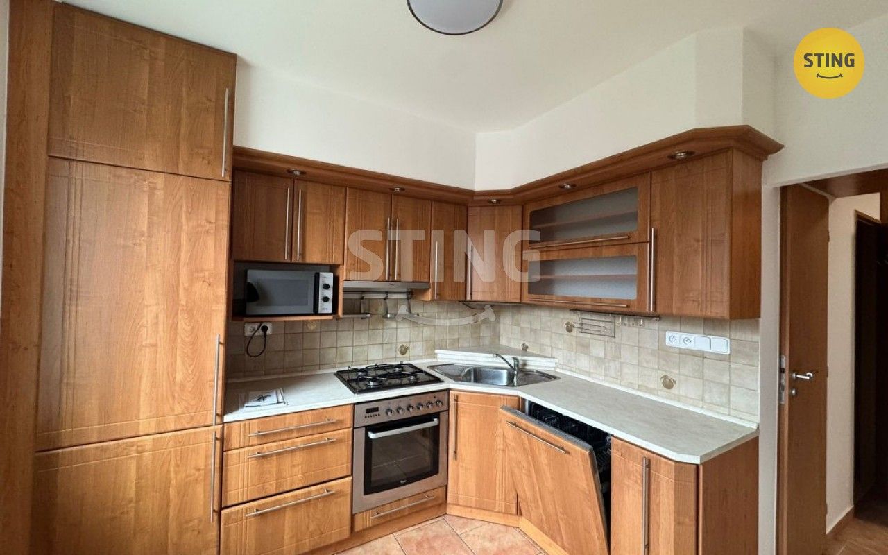 2+1, 5. května, Rožnov pod Radhoštěm, 56 m²