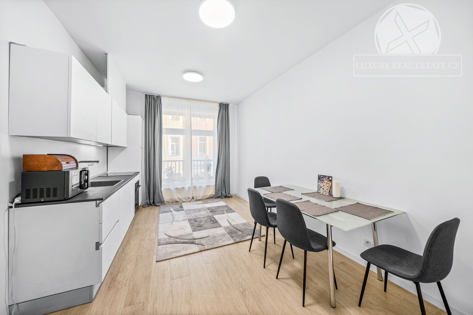 3+kk, Kolmá, Praha, 71 m²