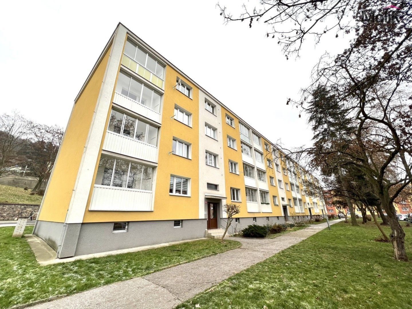 2+1, Sídliště U Nového nádraží, Bílina, 56 m²