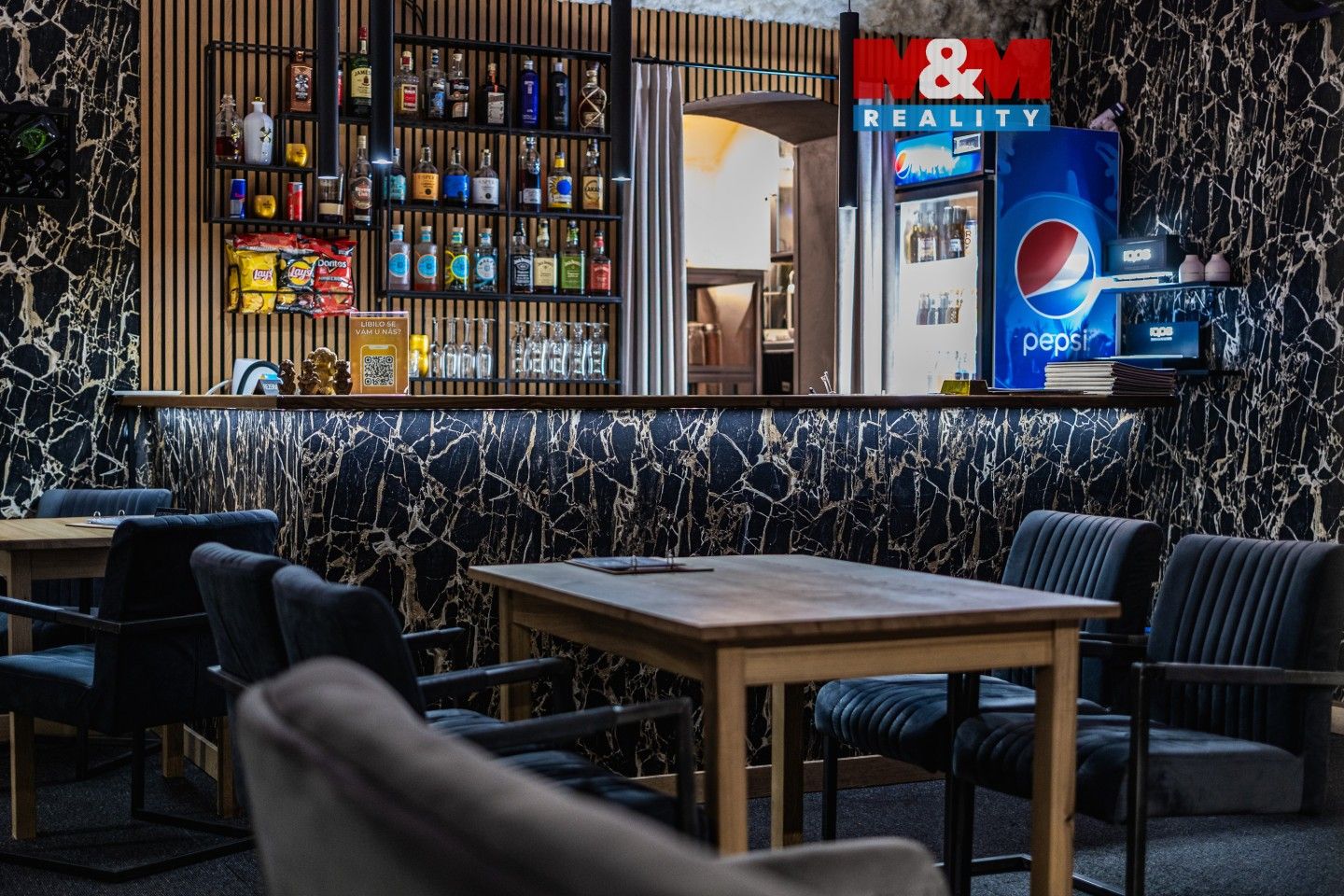 Restaurace, Nádražní, Benešov, 107 m²