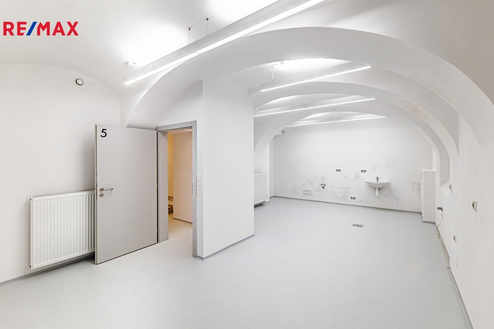 Ostatní, Lípová, Praha, 42 m²