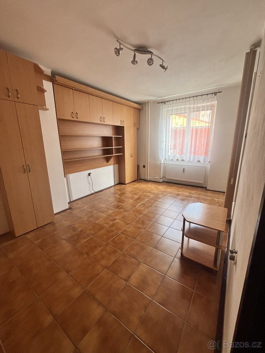 Prodej byt 1+kk - Sokolov, 356 01, 25 m²