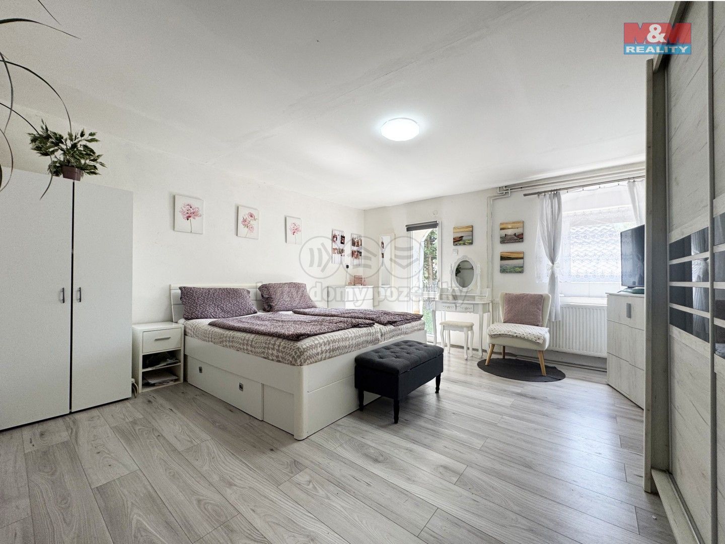 Rodinné domy, Děpoltovice, 295 m²