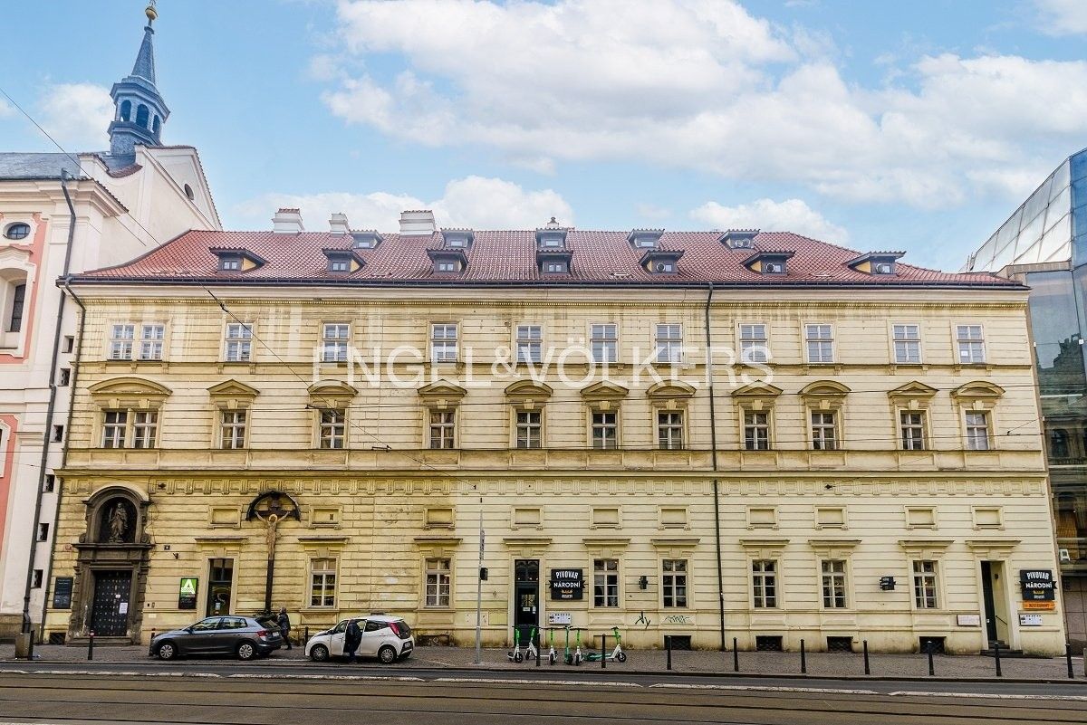 Pronájem kancelář - Národní, Praha, 460 m²