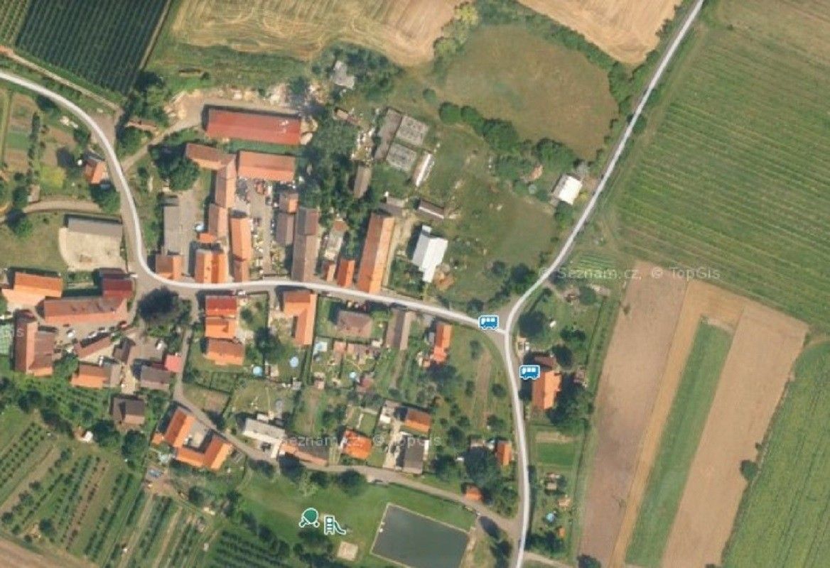 Prodej rodinný dům - Těchobuzice, Ploskovice, 250 m²