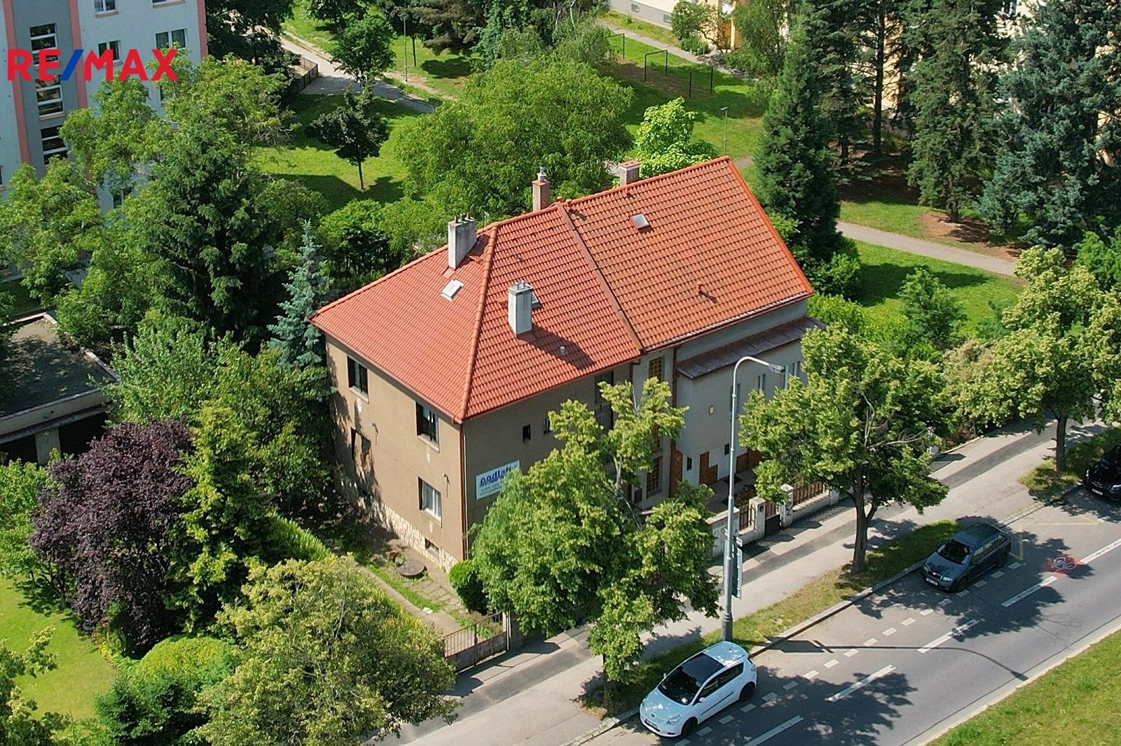 Rodinné domy, Počernická, Praha, 250 m²