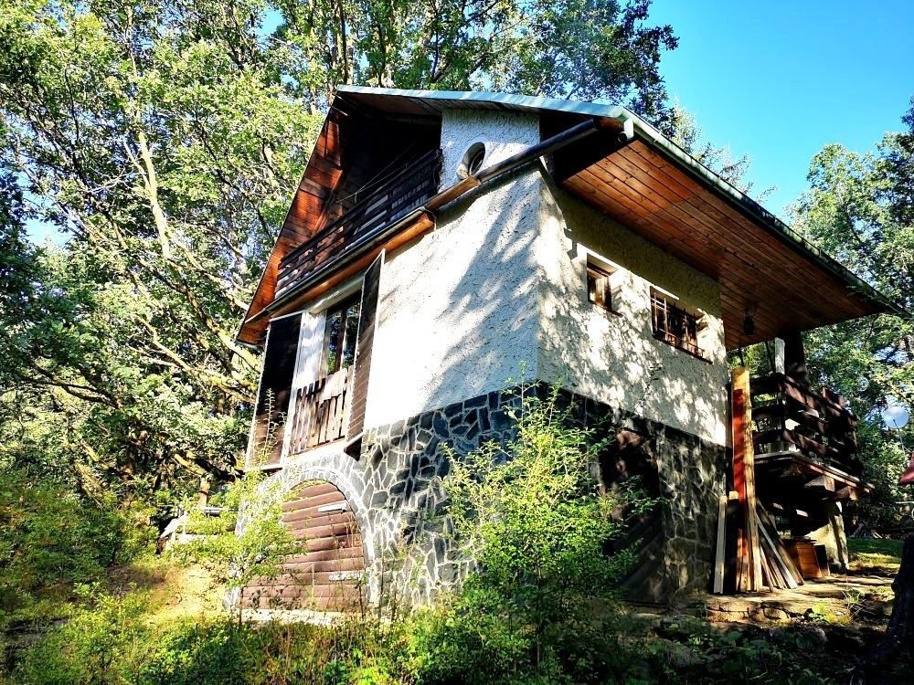 Chaty, Benešovice, 349 01