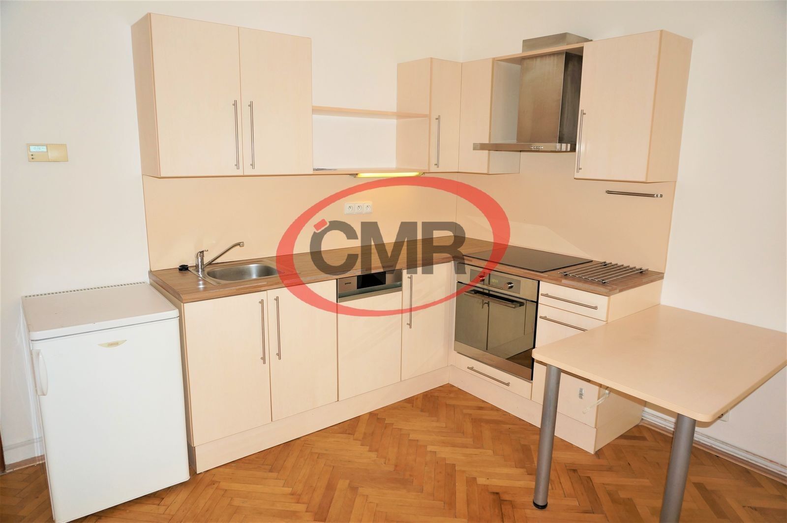 2+kk, Družstevní ochoz, Praha, 51 m²