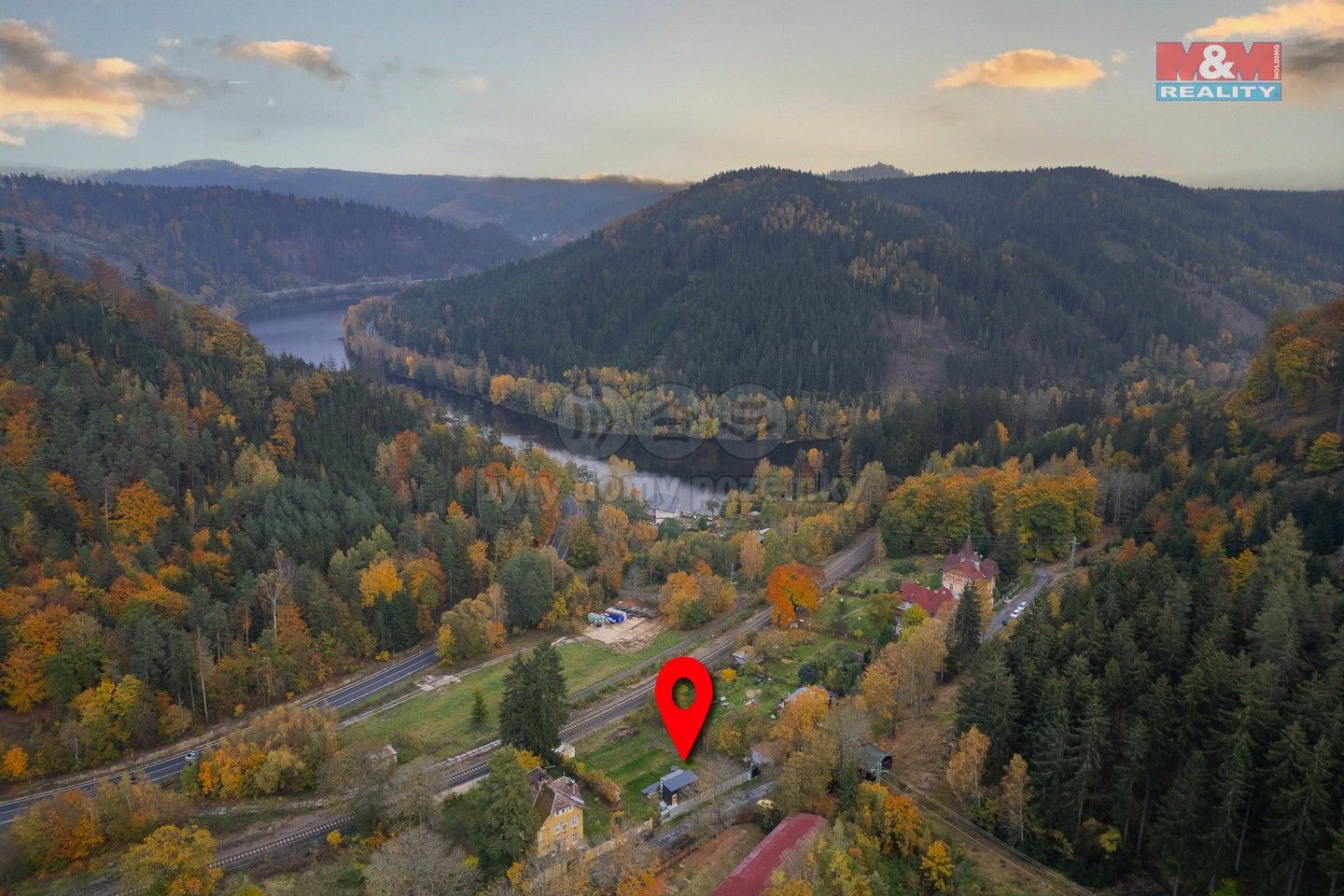 Prodej pozemek pro bydlení - K Přehradě, Karlovy Vary