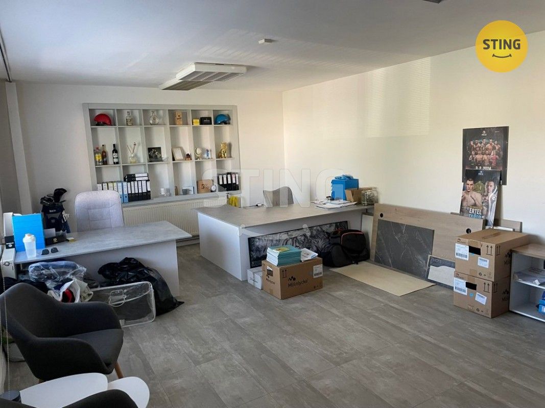 Kanceláře, Třinec, 739 61