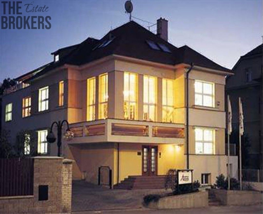 Pronájem kancelář - V Holešovičkách, Praha, 100 m²