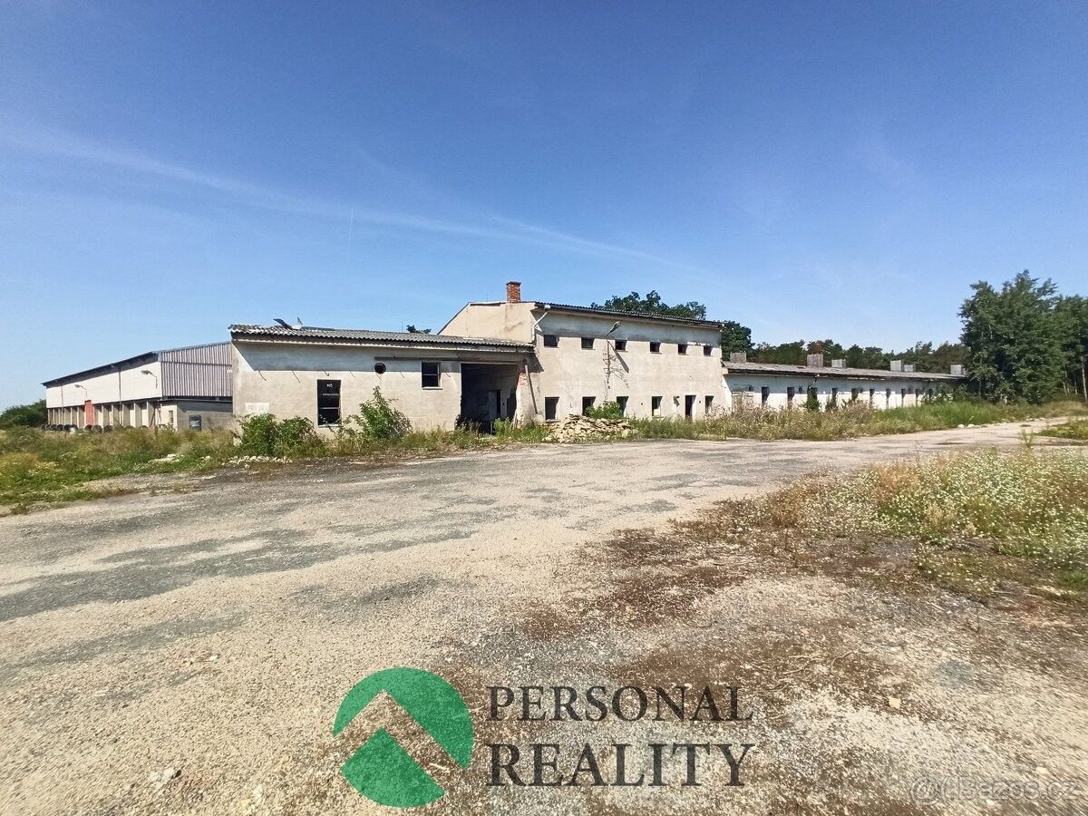 Sklady, Krakovany v Čechách, 281 27