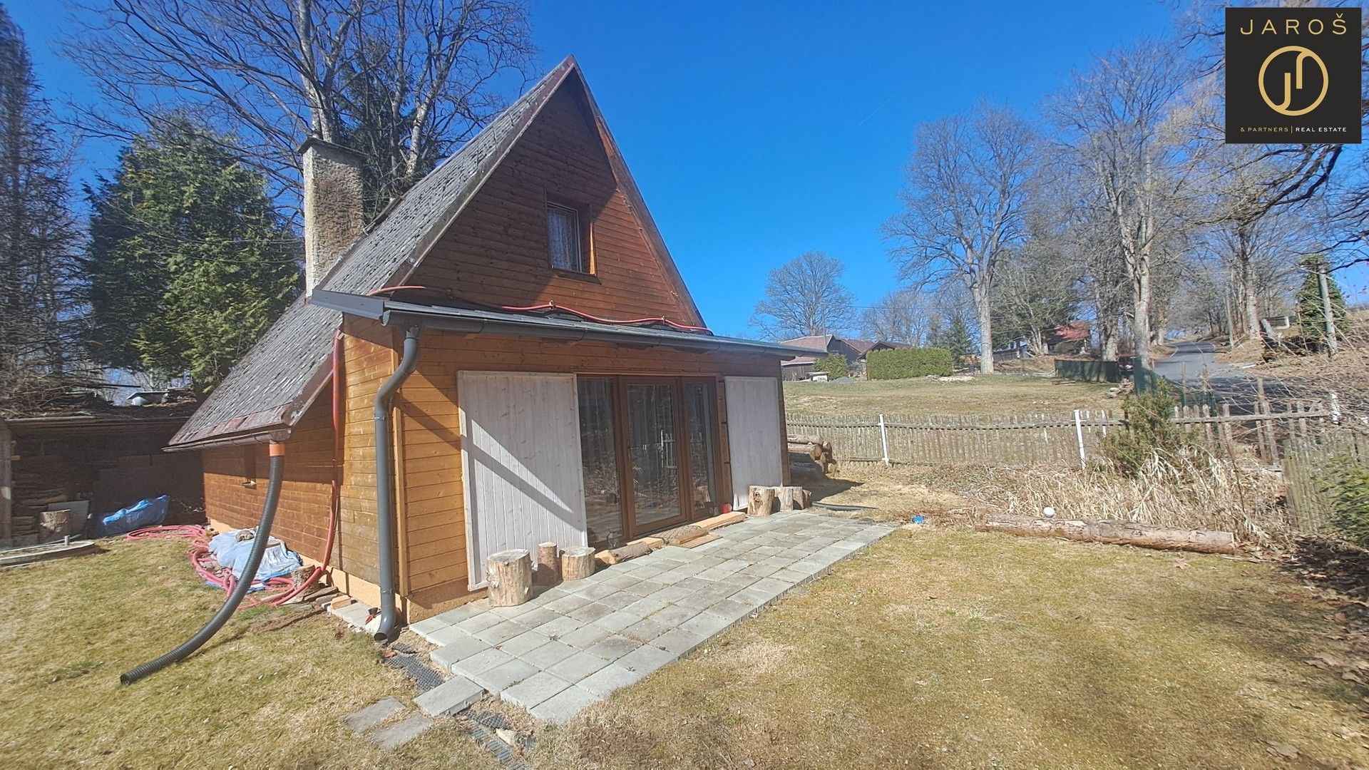 Chaty, Chodovská Huť, Tři Sekery, 47 m²