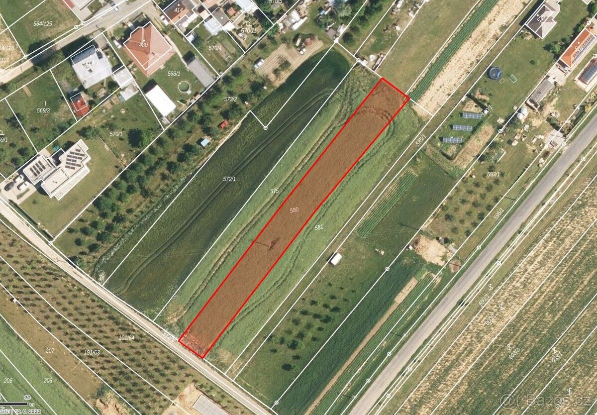 Prodej pozemek pro bydlení - Bílovice u Uherského Hradiště, 687 12, 1 734 m²