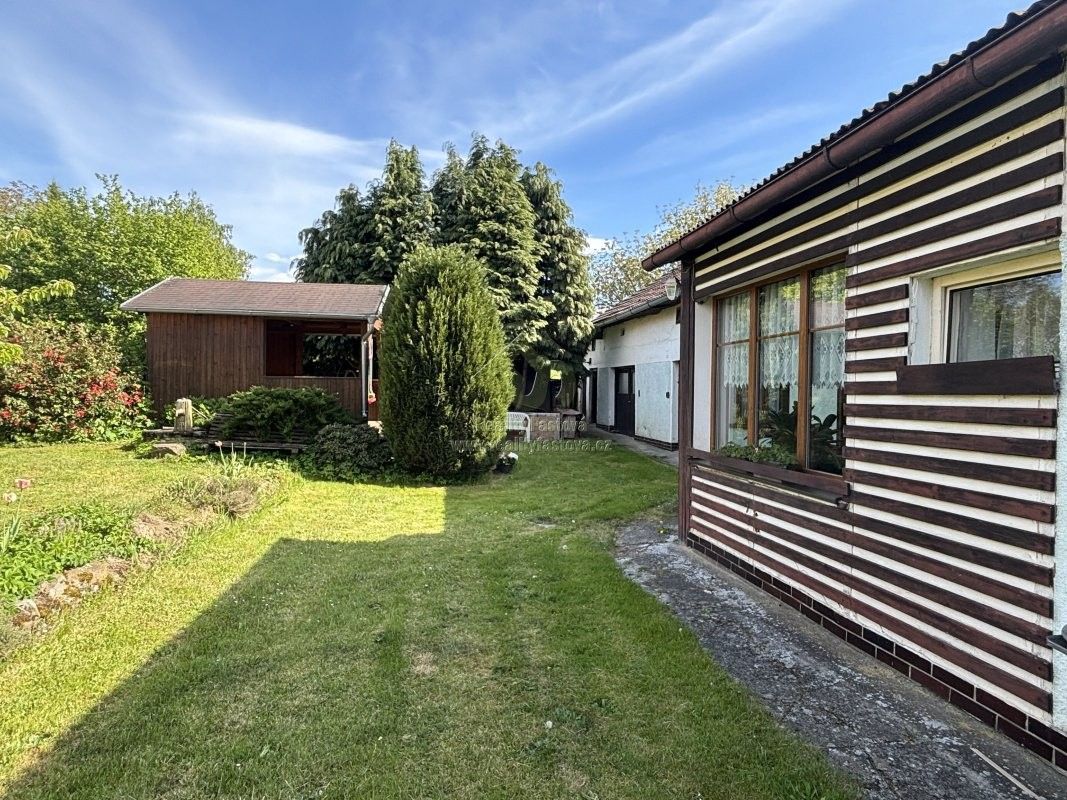 Rodinné domy, Medový Újezd, 111 m²