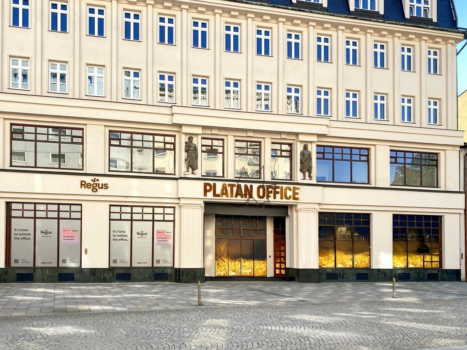 Pronájem kancelář - 28. října, Ostrava, 50 m²