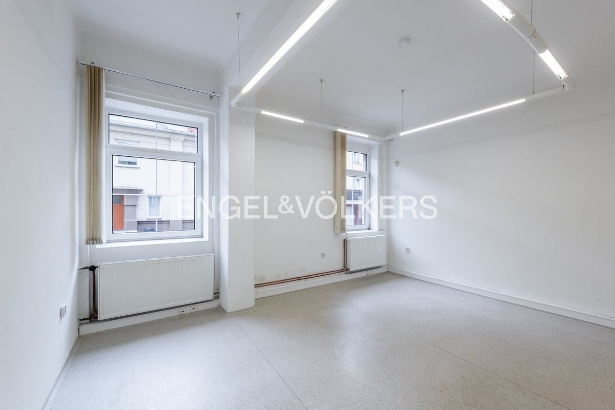 Kanceláře, Pitkovická, Praha, 70 m²