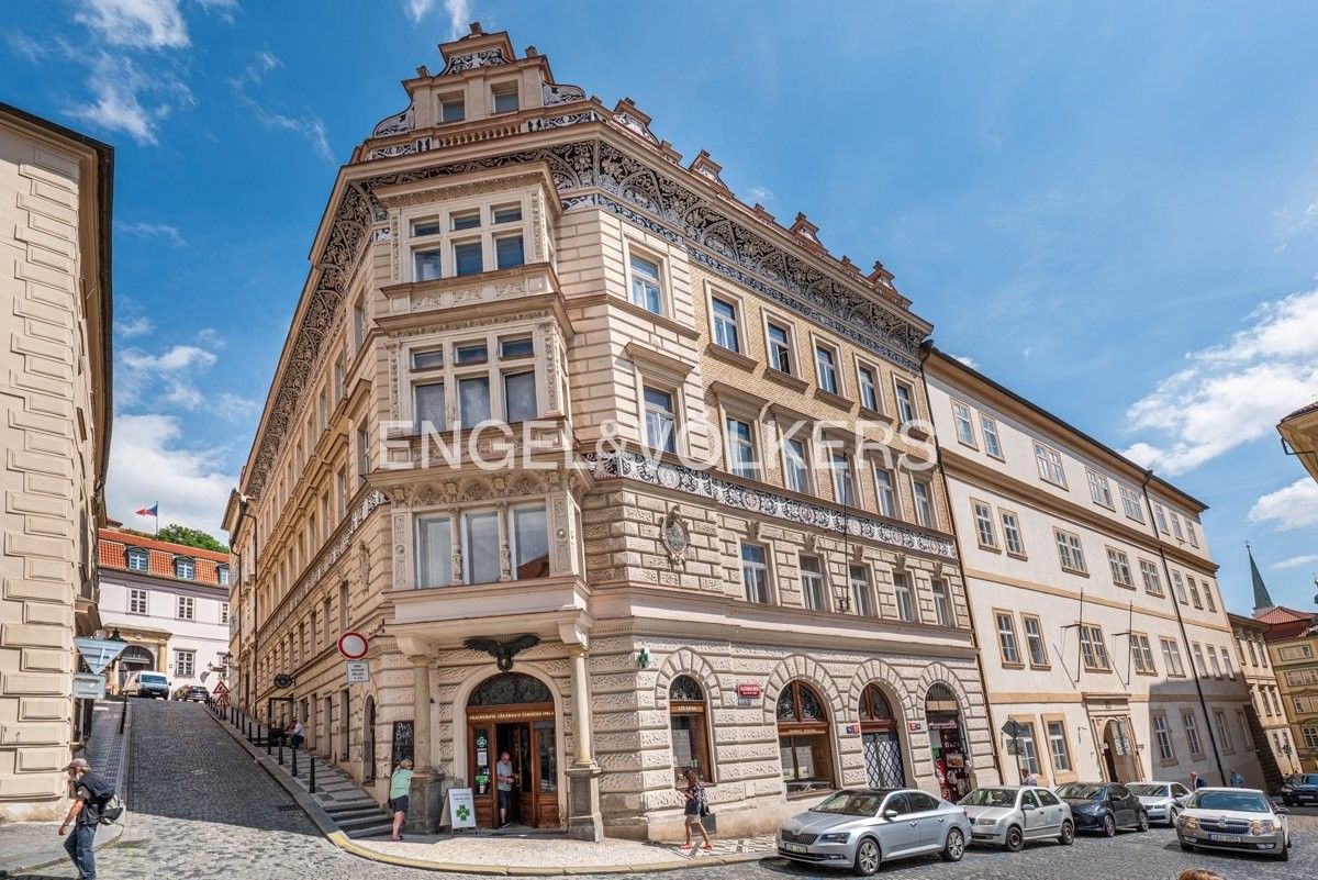 Kanceláře, Malostranské náměstí, Praha, 212 m²