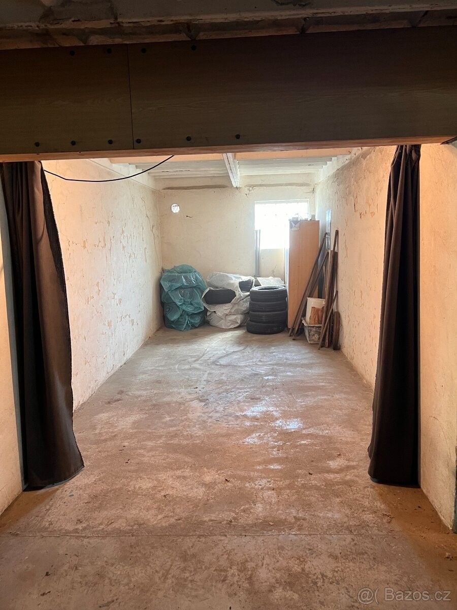 Garáže, Havlíčkův Brod, 580 01