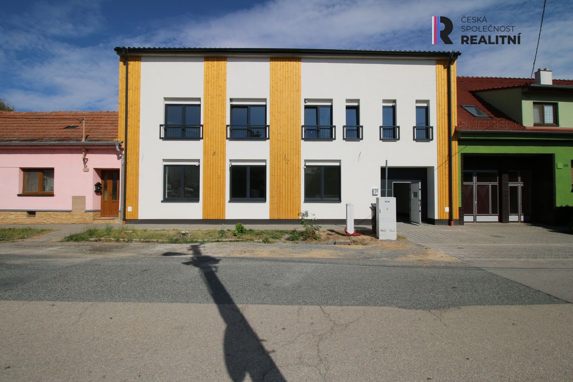 3+1, Vodní, Hrušovany u Brna, 159 m²