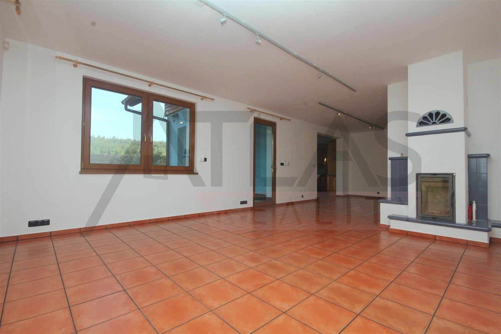 Pronájem rodinný dům - Nebušice, Praha, 400 m²