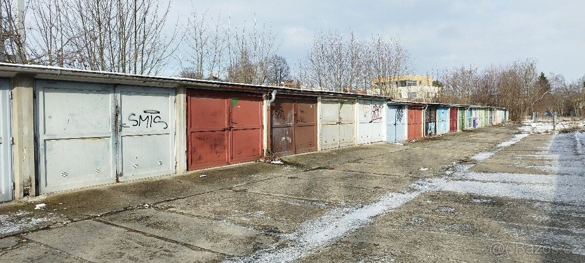 Garáže, Olomouc, 779 00