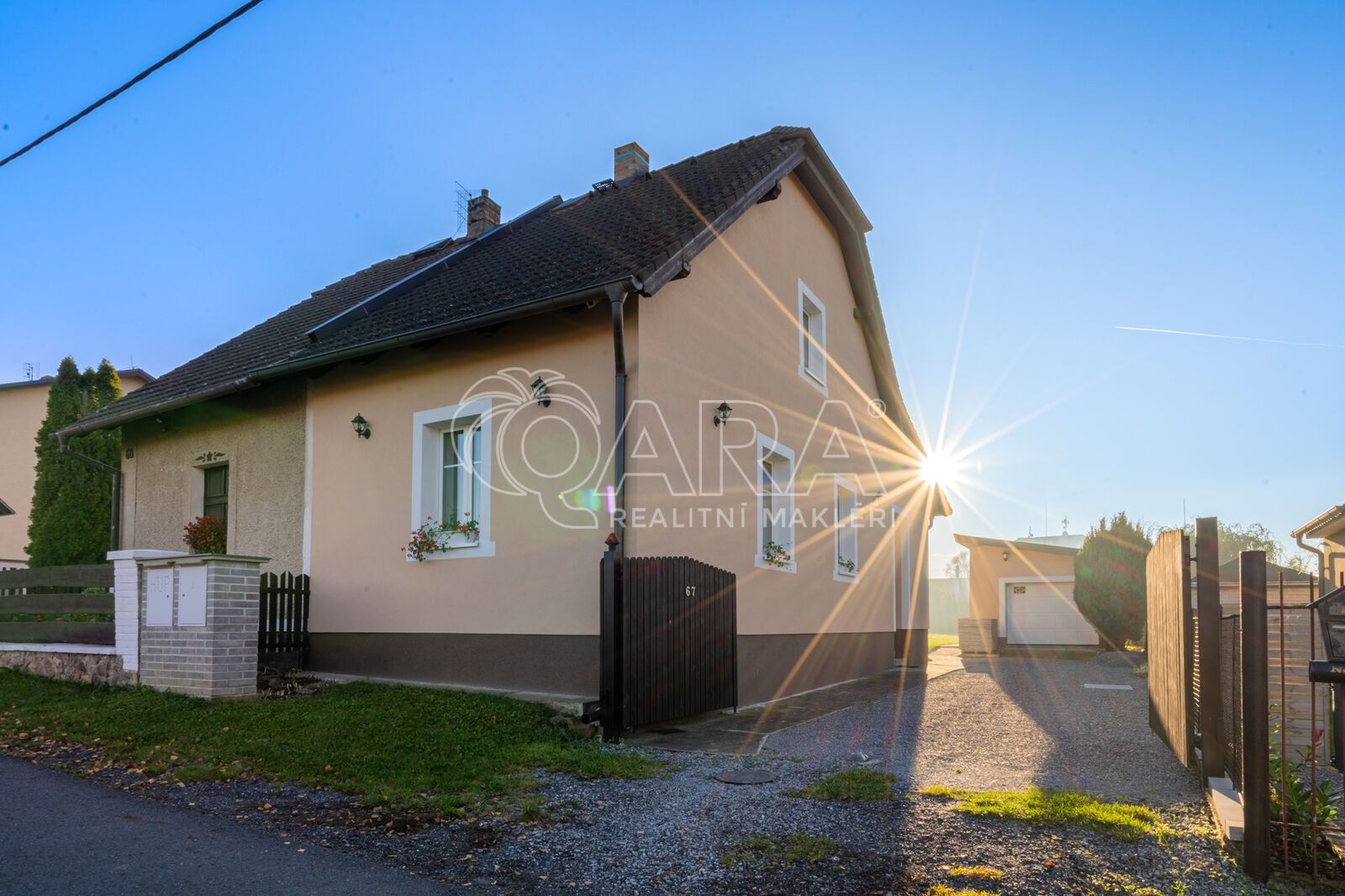 Prodej rodinný dům - Šípková, Svinaře, 94 m²