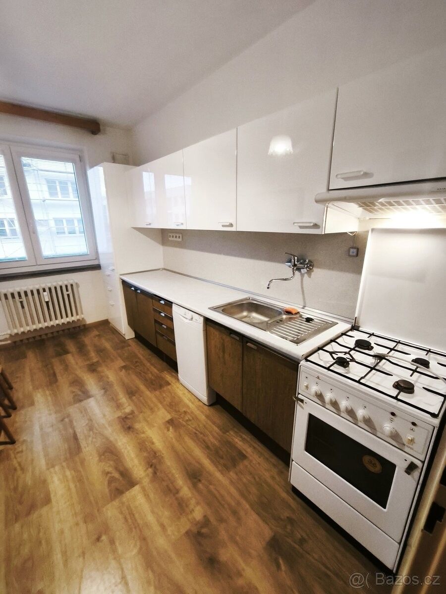 Byty, Bystřice pod Hostýnem, 768 61