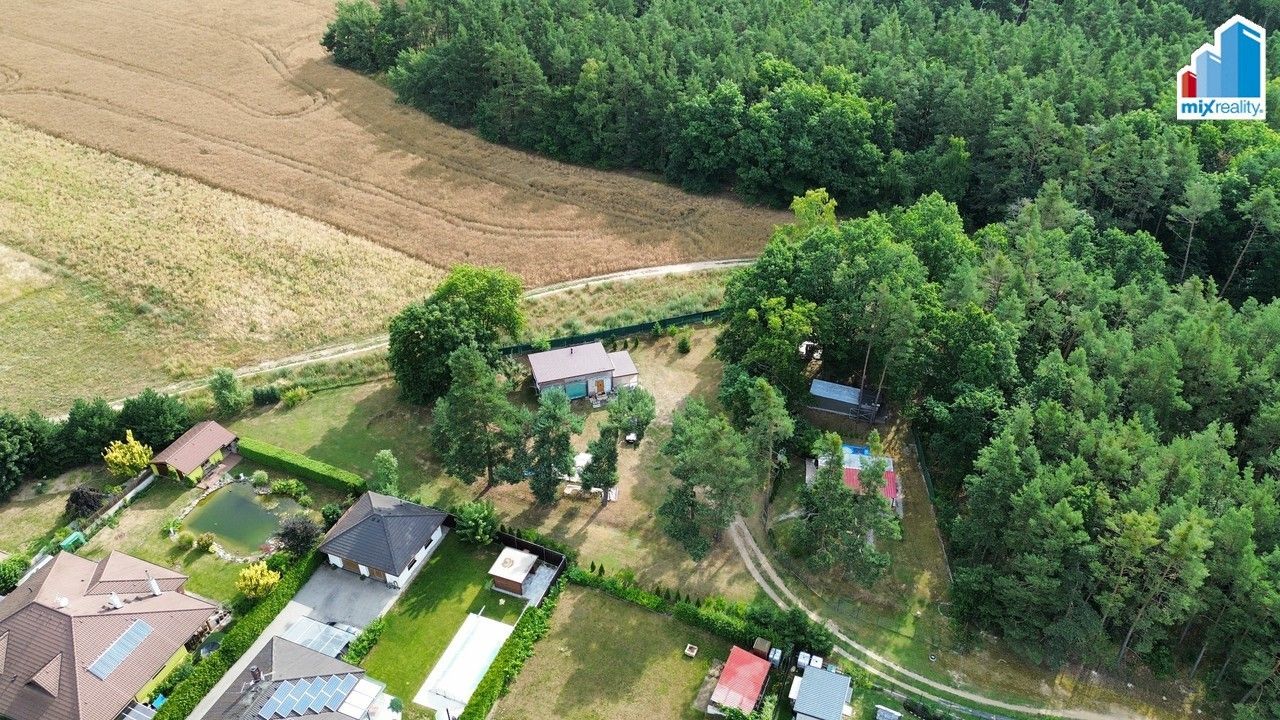 Zahrady, Kamenný Újezd, Nýřany, 3 074 m²