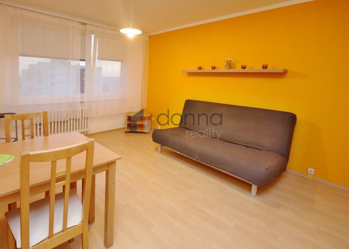 1+kk, Mazurská, Praha, 30 m²