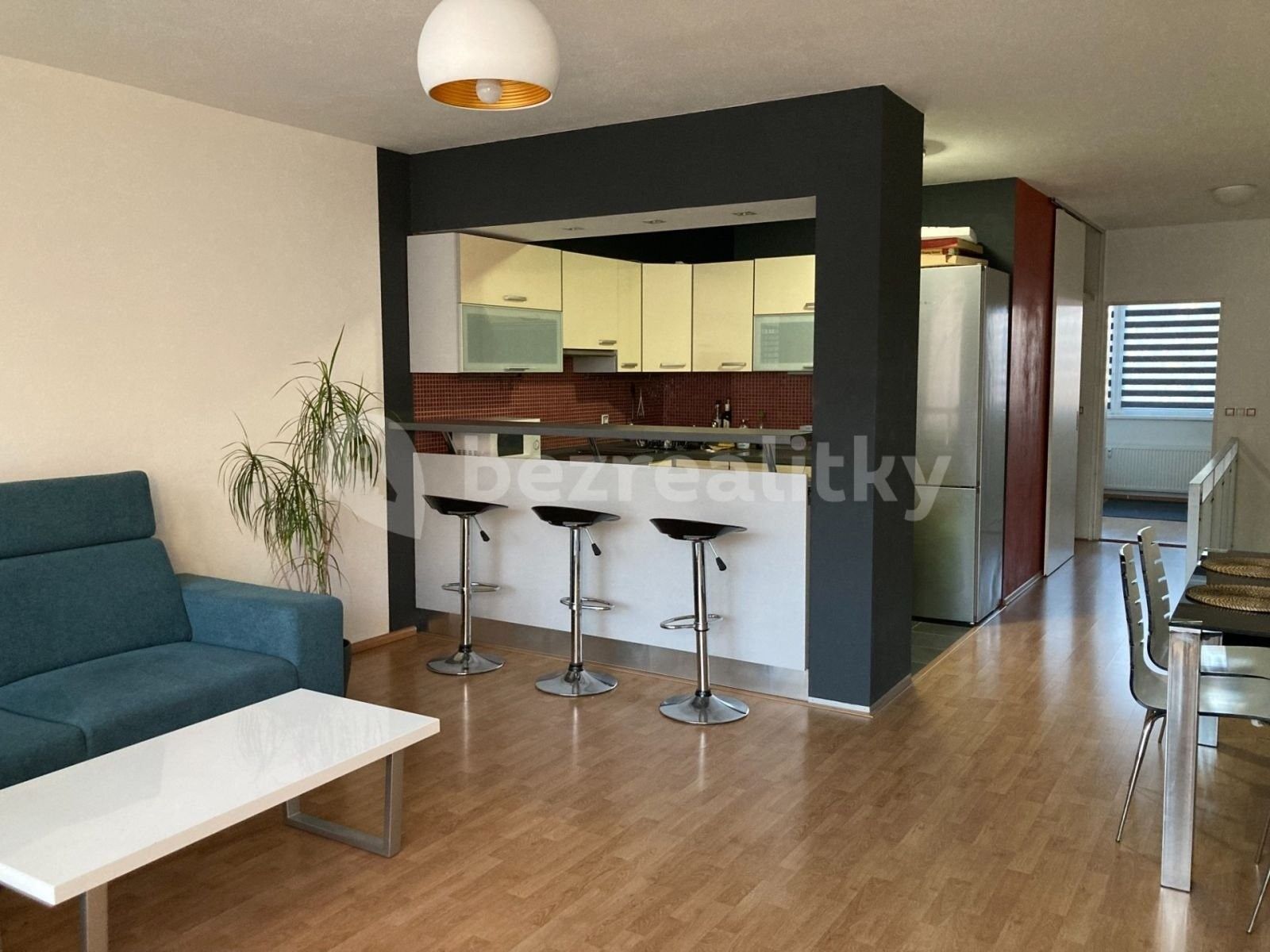 2+kk, Skloněná, Praha, 65 m²