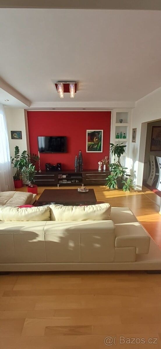 Byty, Ostrava, 700 30