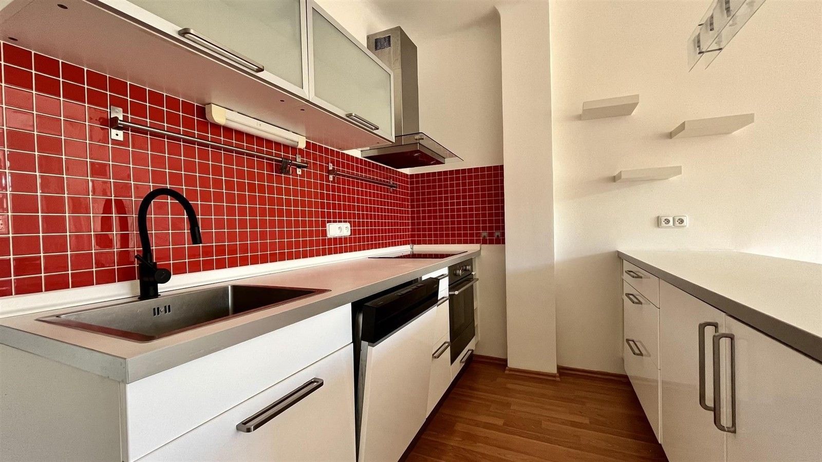 Pronájem byt 2+kk - Za Zelenou liškou, Praha, 50 m²