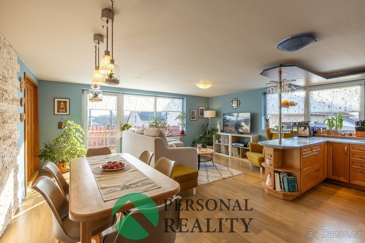 Rodinné domy, Krupá, 270 09