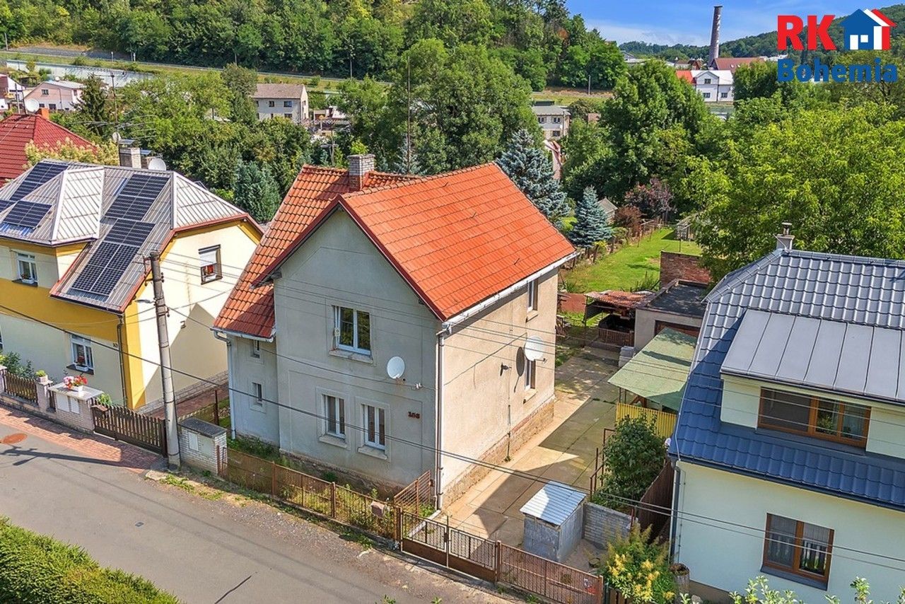 Prodej rodinný dům - Hrdlořezy, 180 m²