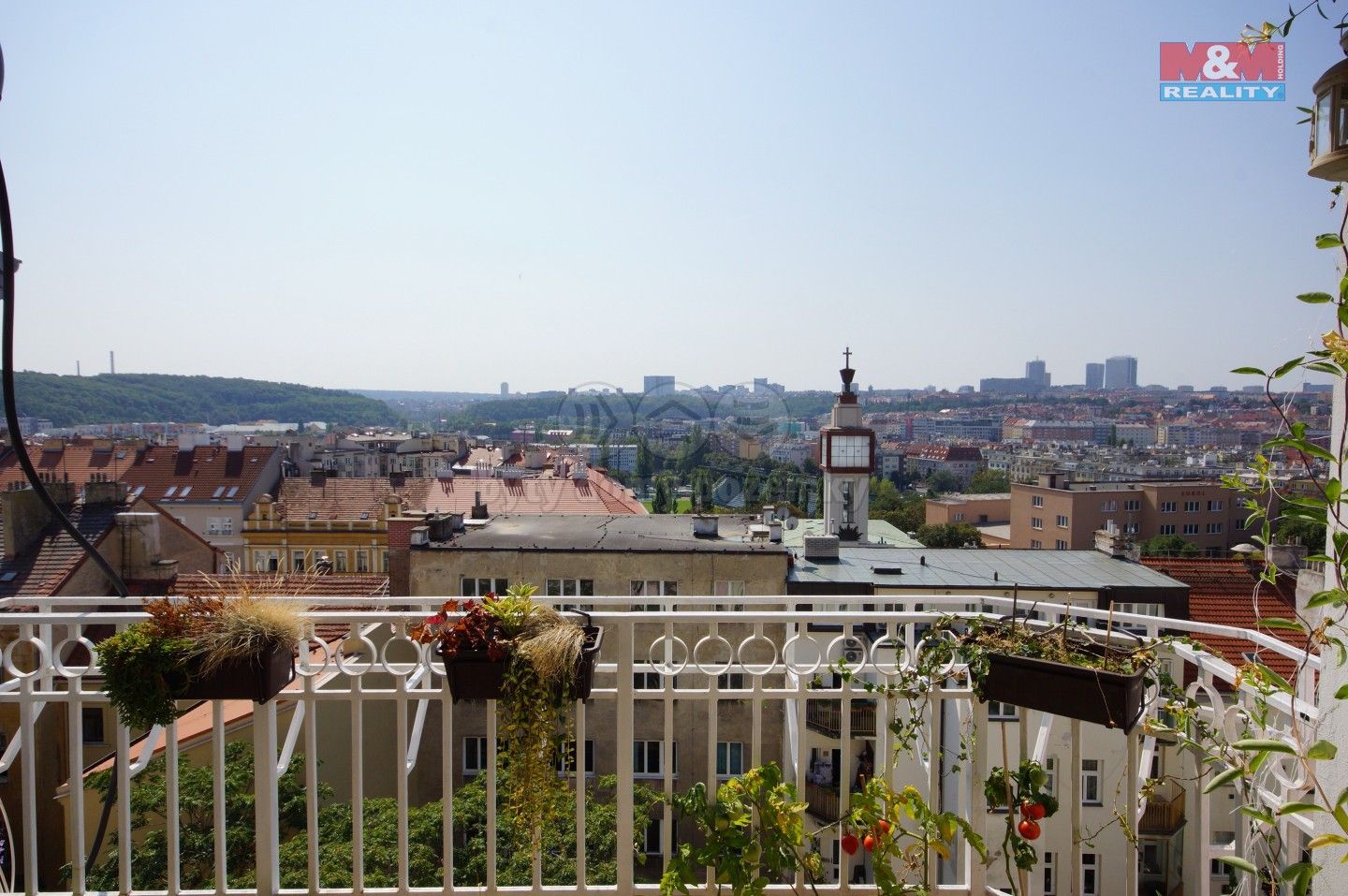 2+kk, Holandská, Praha, 50 m²