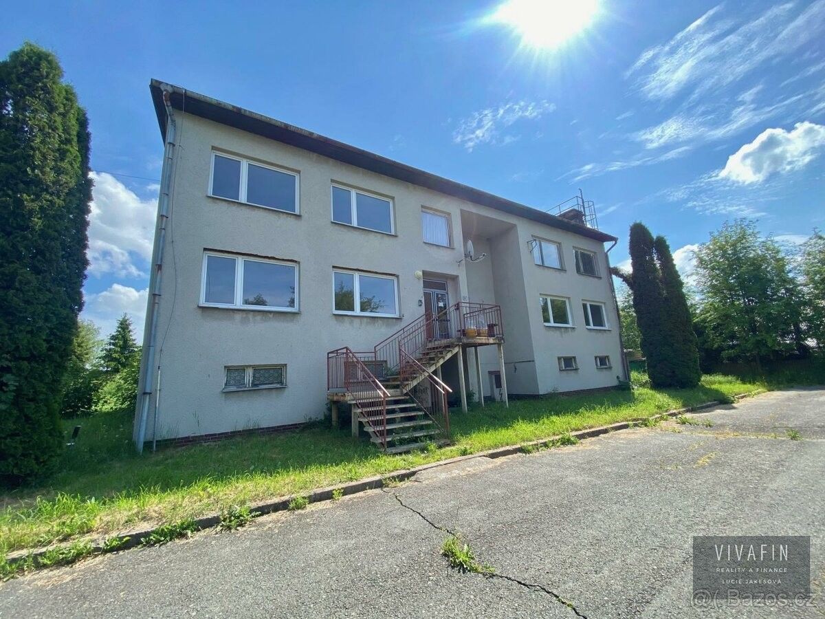 Pronájem byt 1+1 - Dvorce u Bruntálu, 793 68, 33 m²