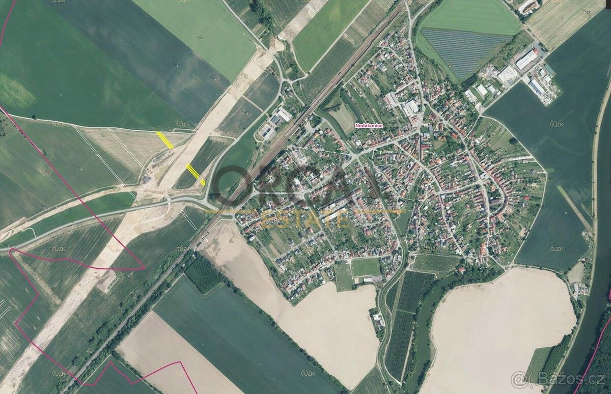 Prodej pozemek pro bydlení - Nedakonice, 687 38