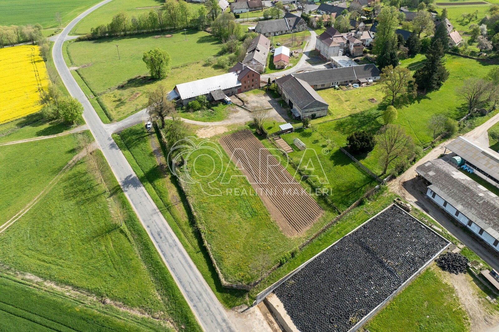 Prodej komerční pozemek - Malonice, Kolinec, 3 899 m²