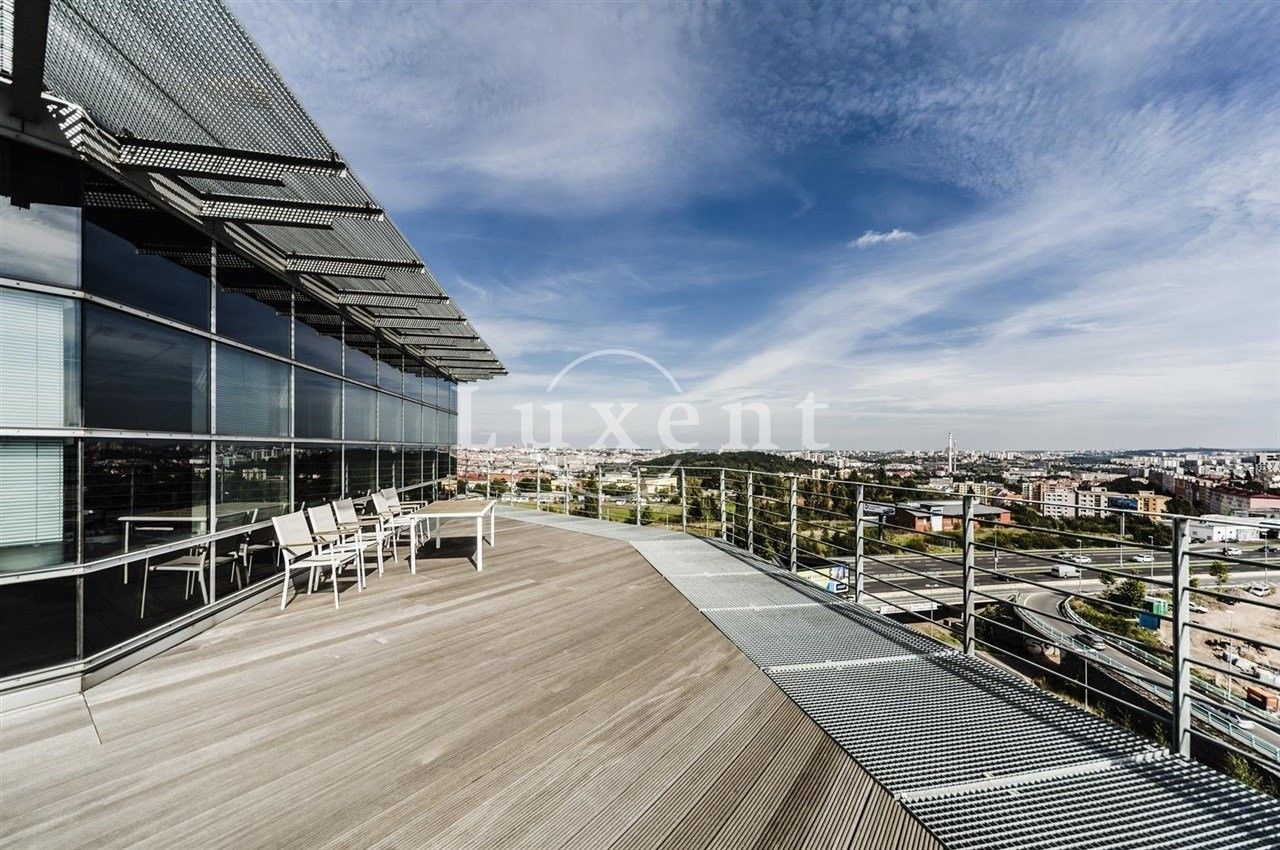 Pronájem kancelář - Doudlebská, Praha, 883 m²