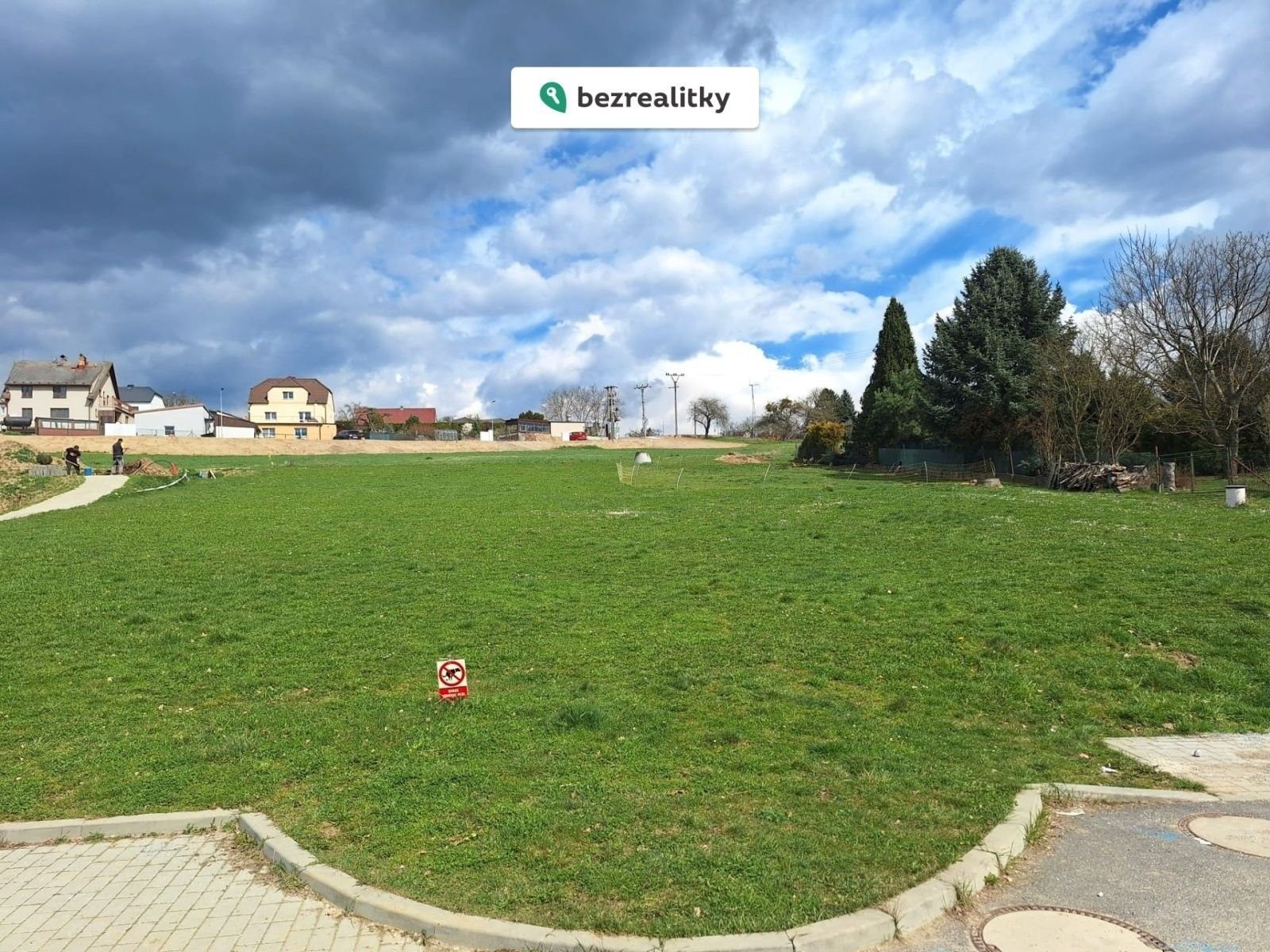 Prodej pozemek pro bydlení - Hosín