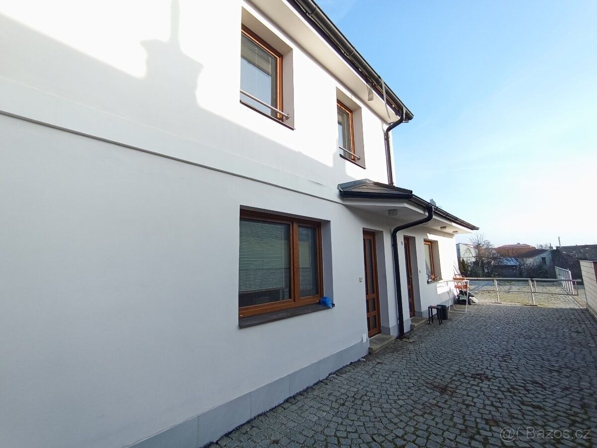 Byty, Uherský Brod, 688 01