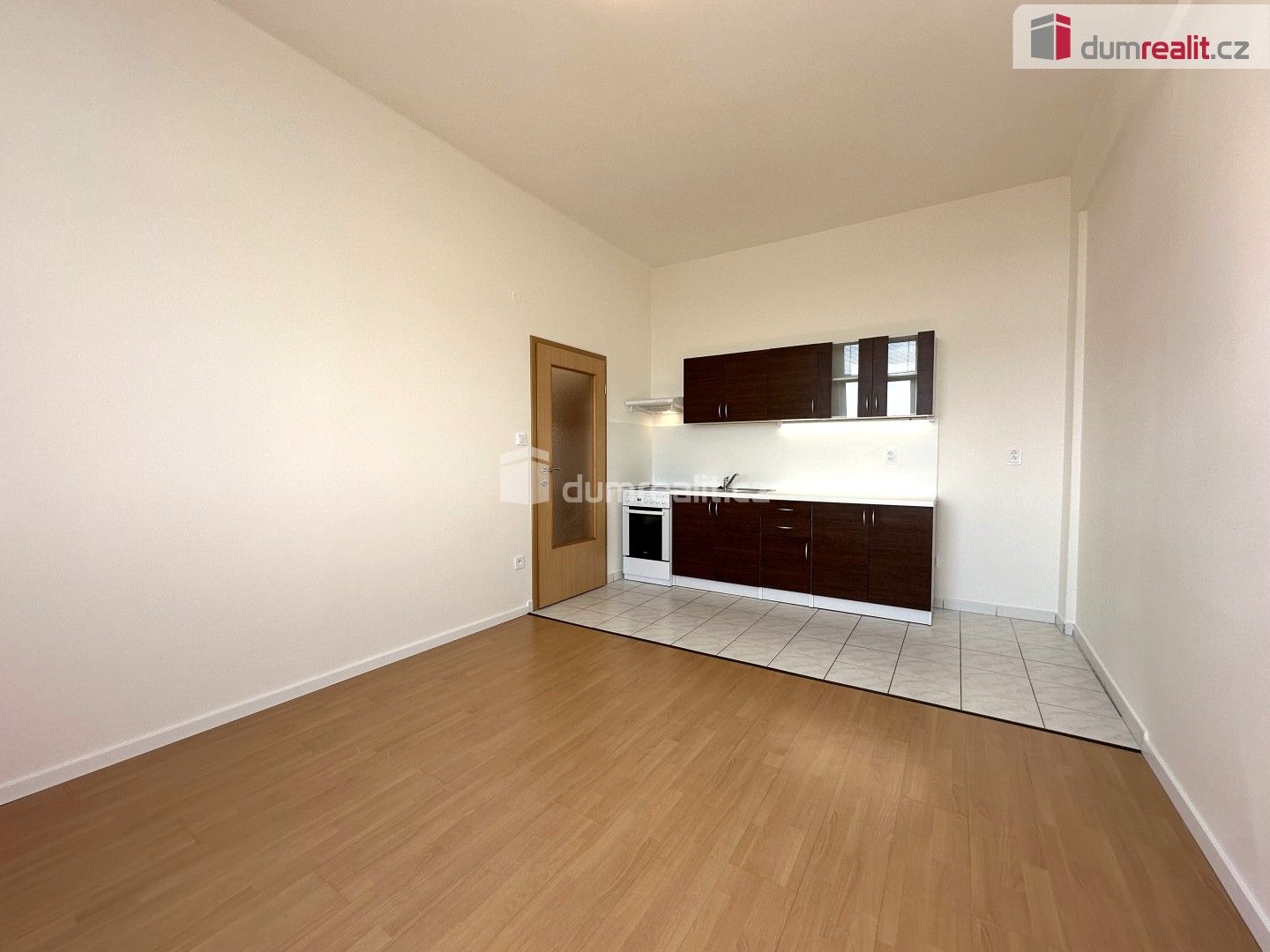 2+kk, náměstí Míru, Zruč nad Sázavou, 35 m²