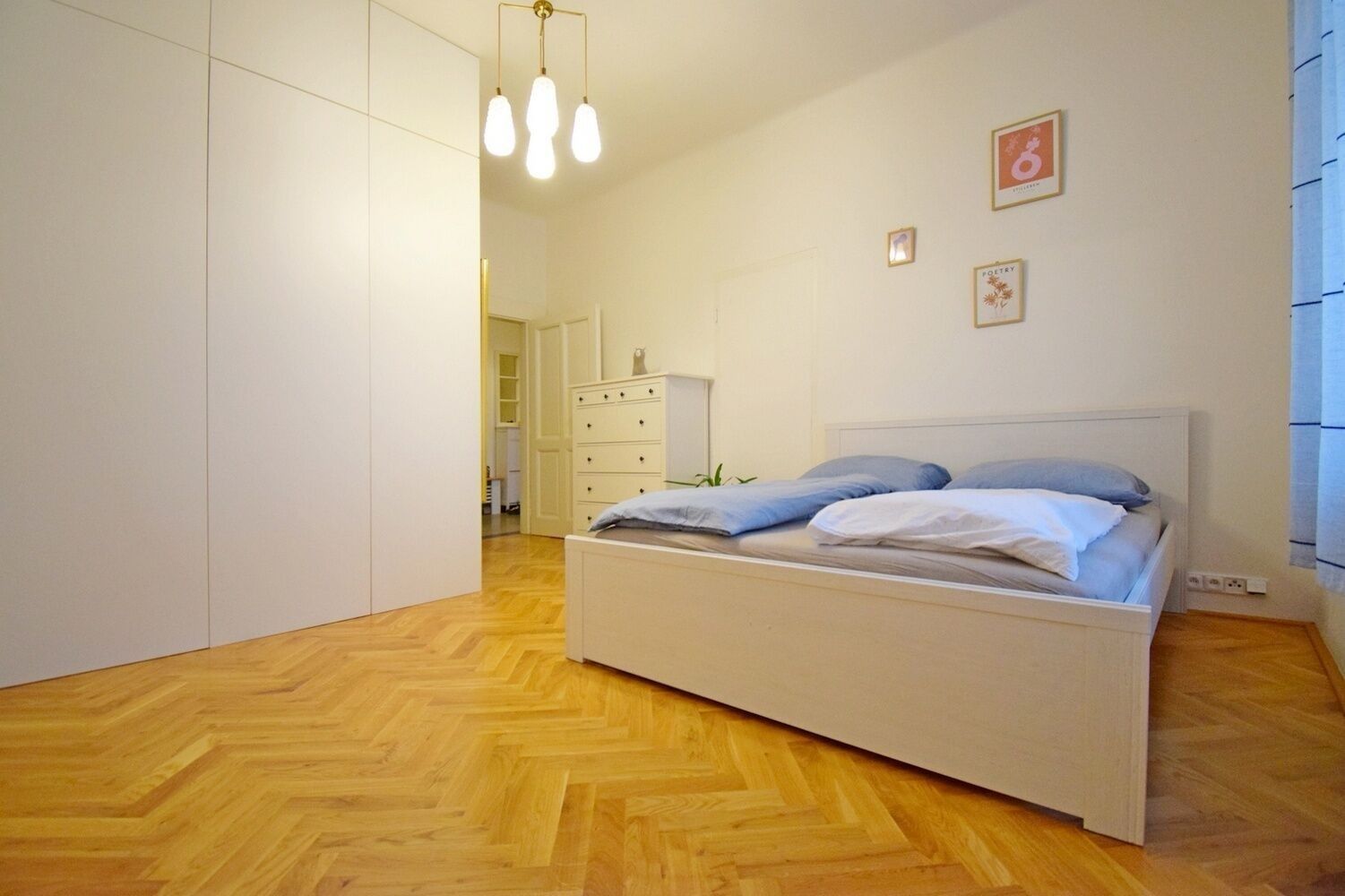 Pronájem byt 3+kk - Roháčova, Praha, 60 m²