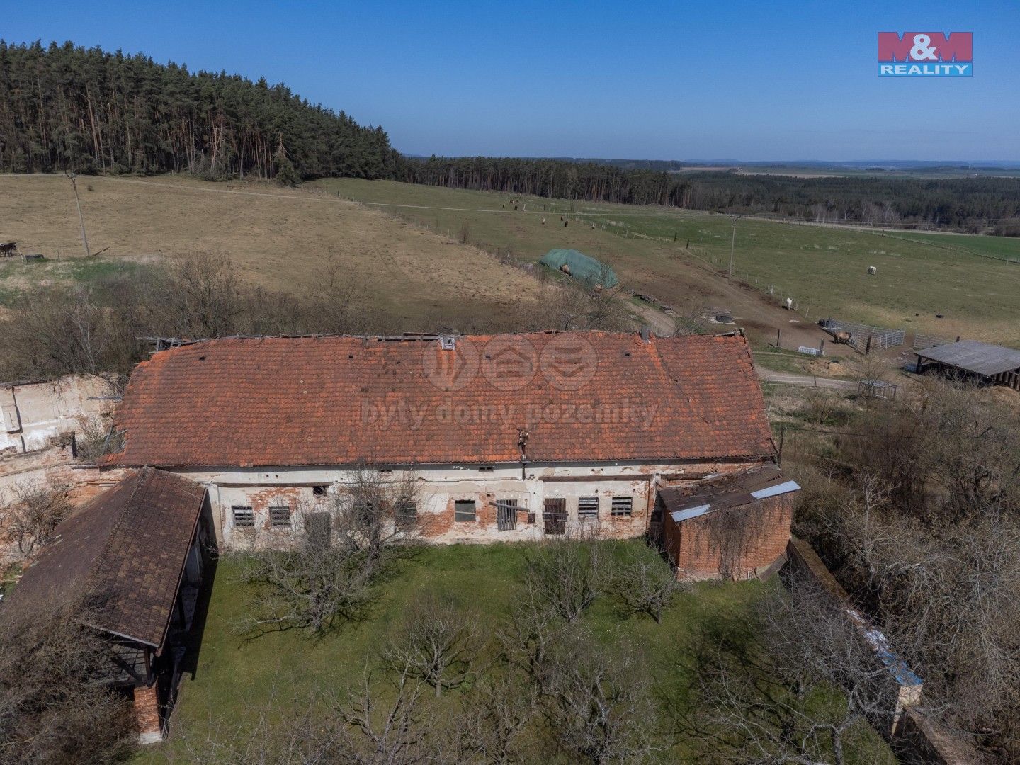 Zemědělské objekty, Milevo, Kladruby, 440 m²