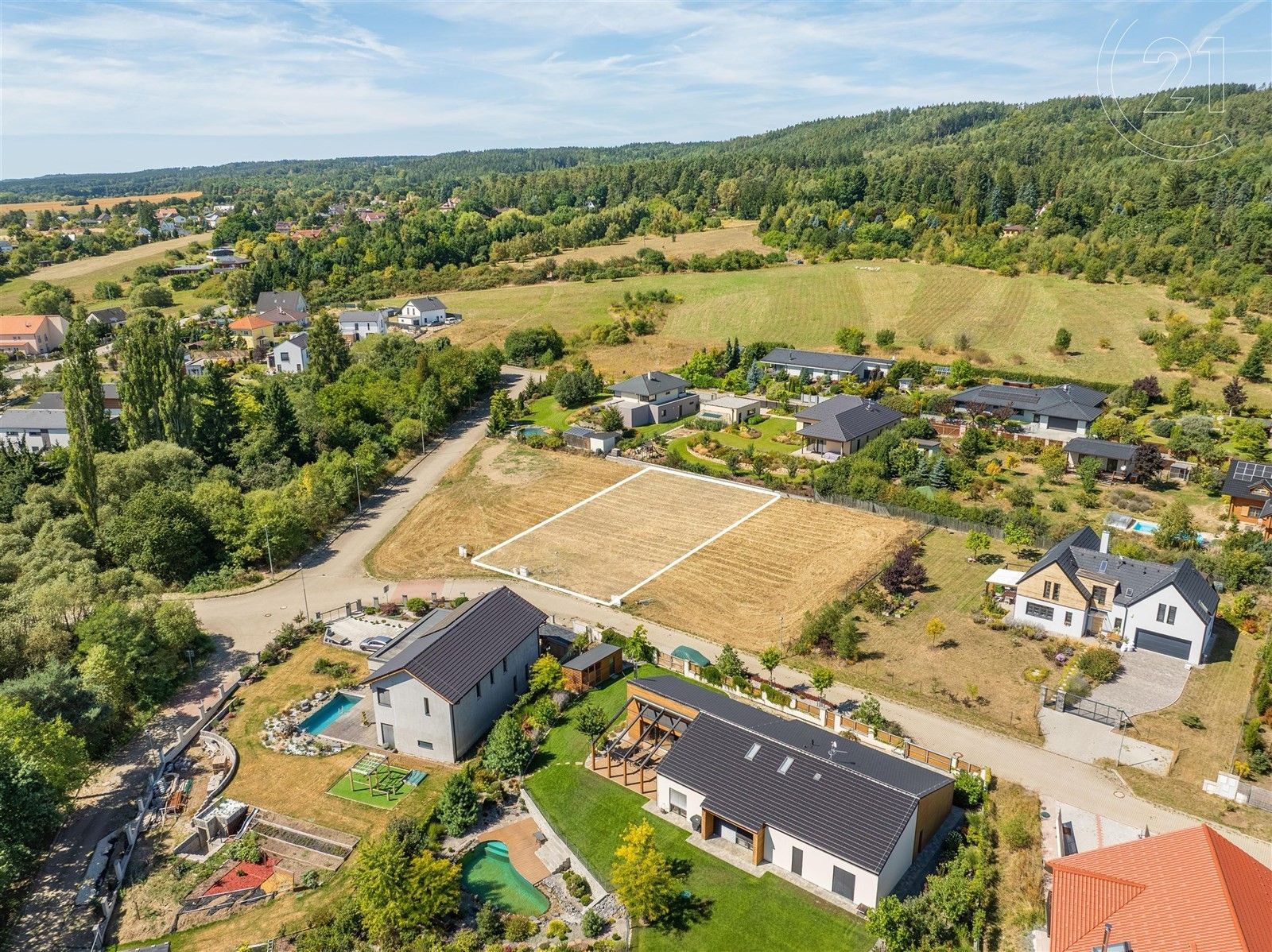Pozemky pro bydlení, Mníšek pod Brdy, 936 m²
