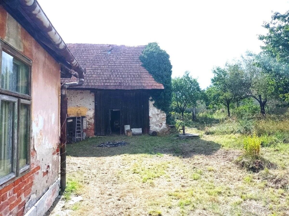 Prodej rodinný dům - Sedlice, 387 32