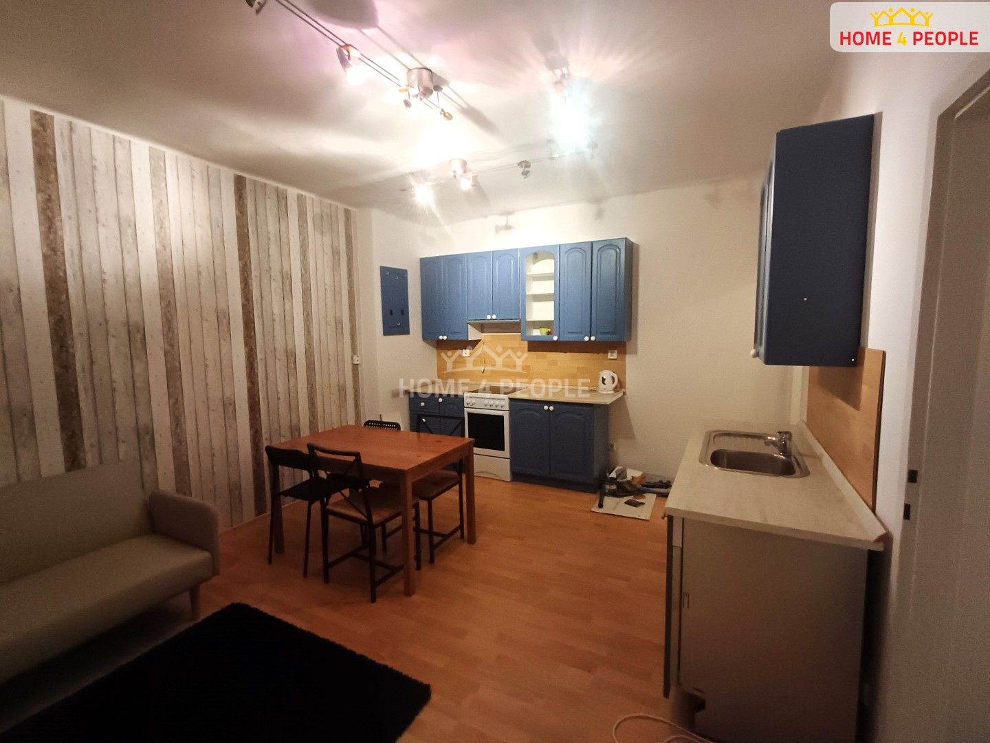 Pronájem byt 2+kk - Vaňkova, Klatovy, 37 m²