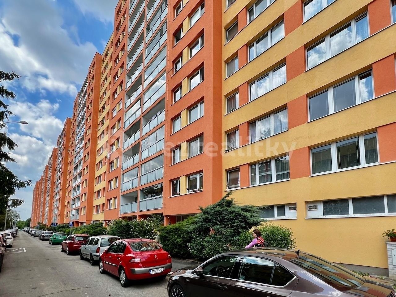 2+kk, Zelenohorská, Praha, 46 m²