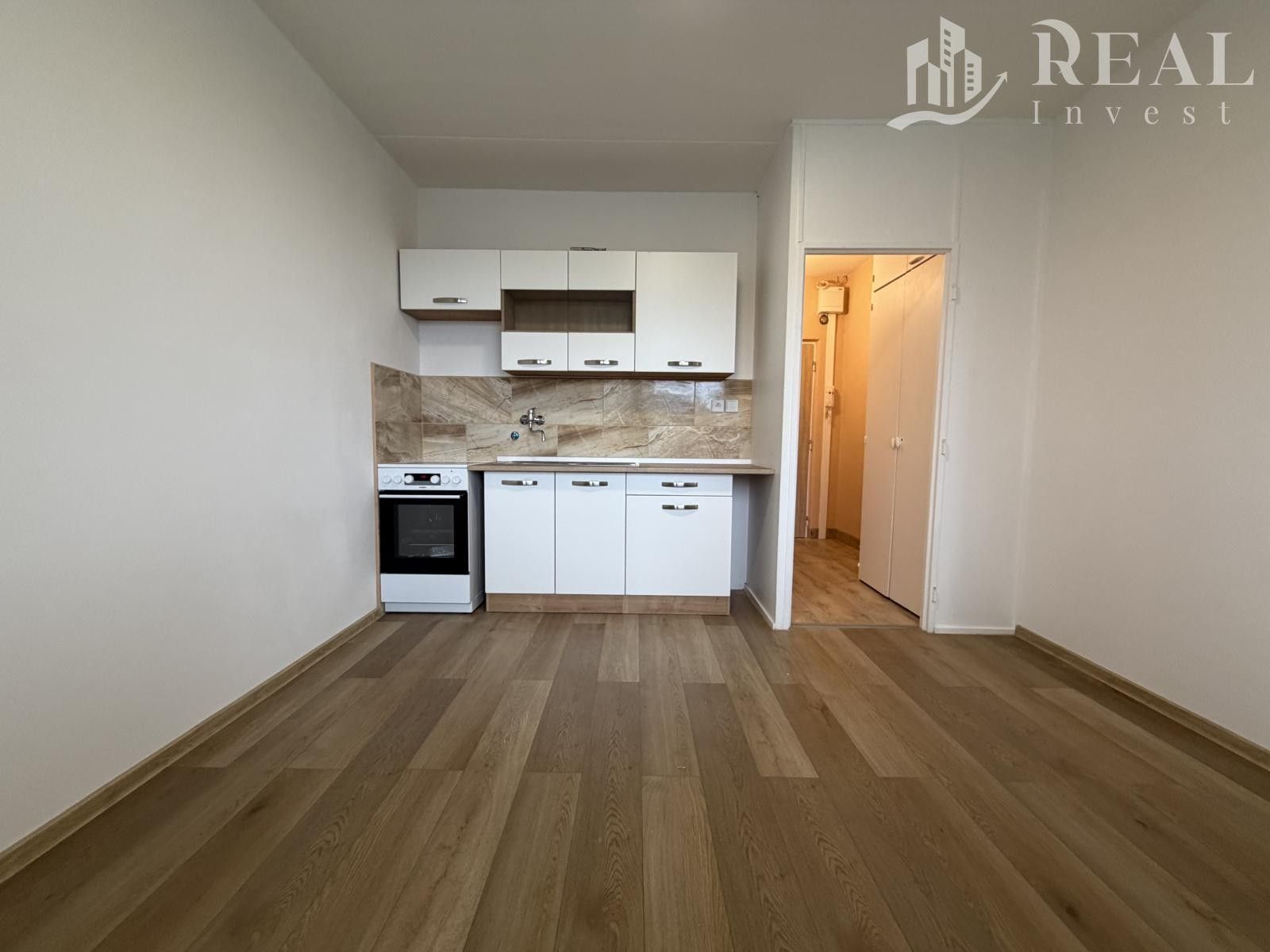 1+1, Březenecká, Chomutov, 38 m²